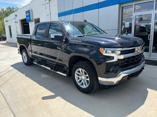 2022 Chevrolet Silverado 1500 LT (2FL)