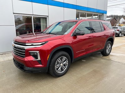 2024 Chevrolet Traverse LT