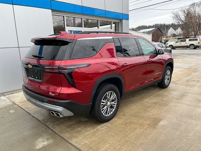 2024 Chevrolet Traverse LT