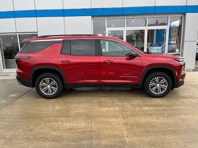 2024 Chevrolet Traverse LT