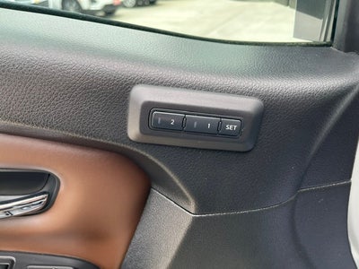 2022 Nissan TITAN Crew Cab Platinum Reserve 4x4
