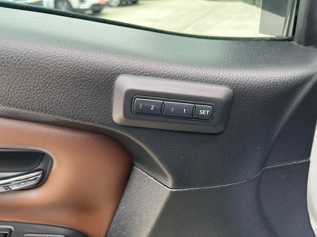 2022 Nissan TITAN Crew Cab Platinum Reserve 4x4