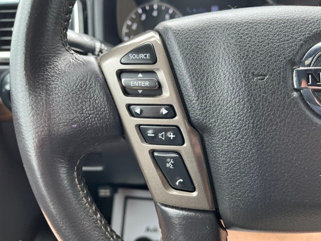 2022 Nissan TITAN Crew Cab Platinum Reserve 4x4