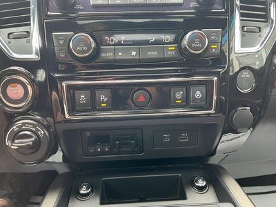2022 Nissan TITAN Crew Cab Platinum Reserve 4x4