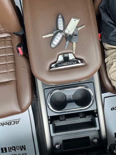 2022 Nissan TITAN Crew Cab Platinum Reserve 4x4