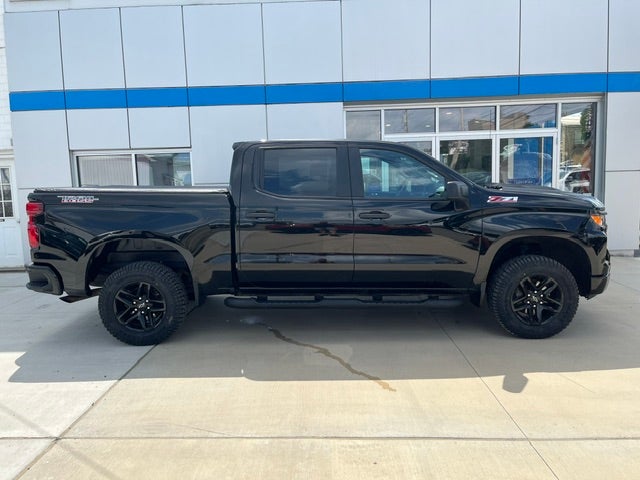 2022 Chevrolet Silverado 1500 Custom Trail Boss