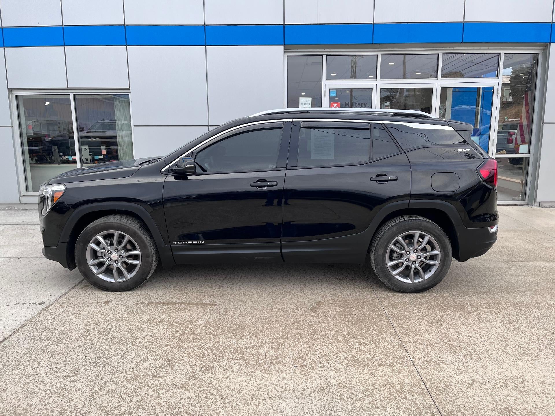 2024 GMC Terrain SLT