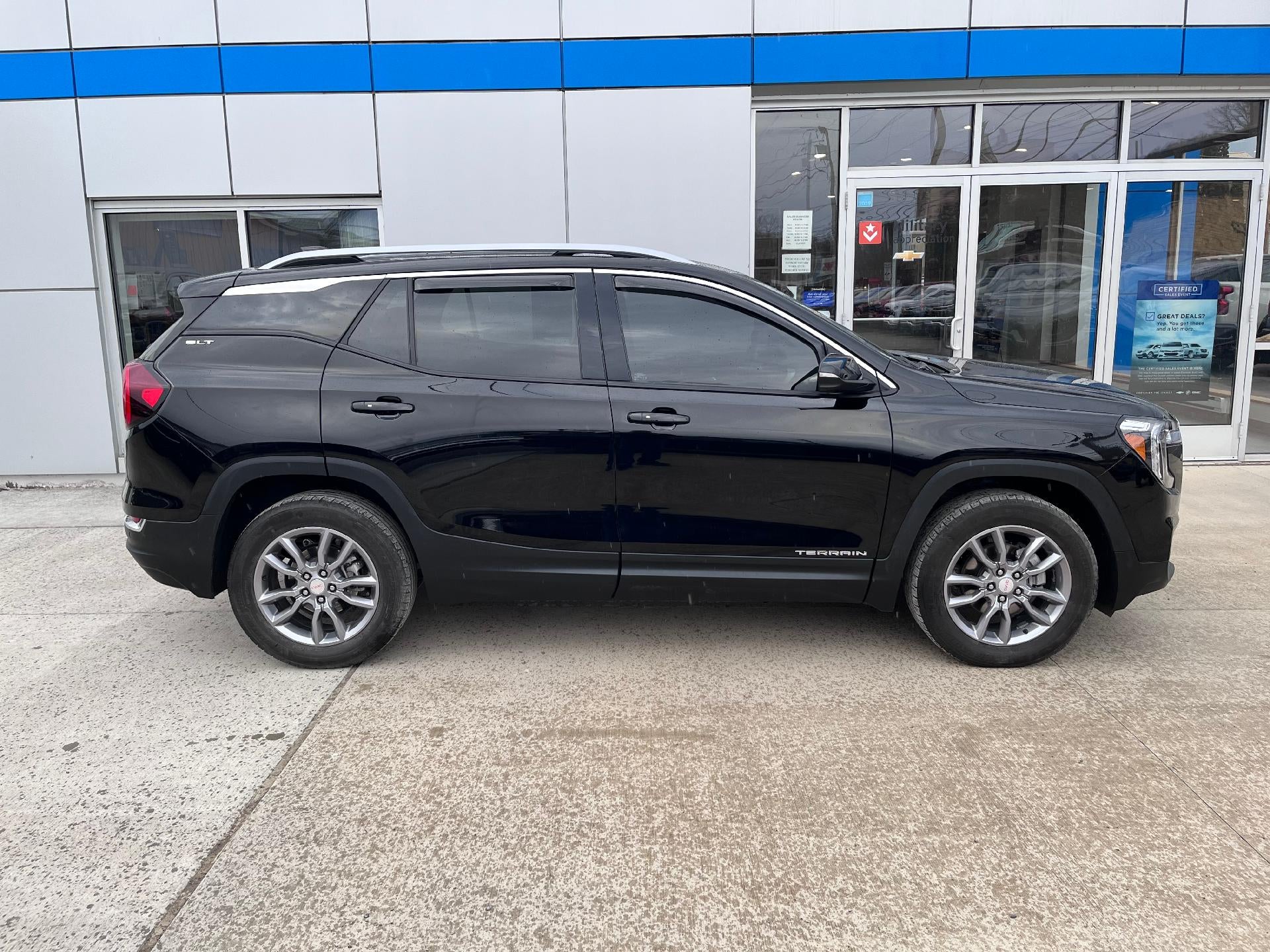 2024 GMC Terrain SLT