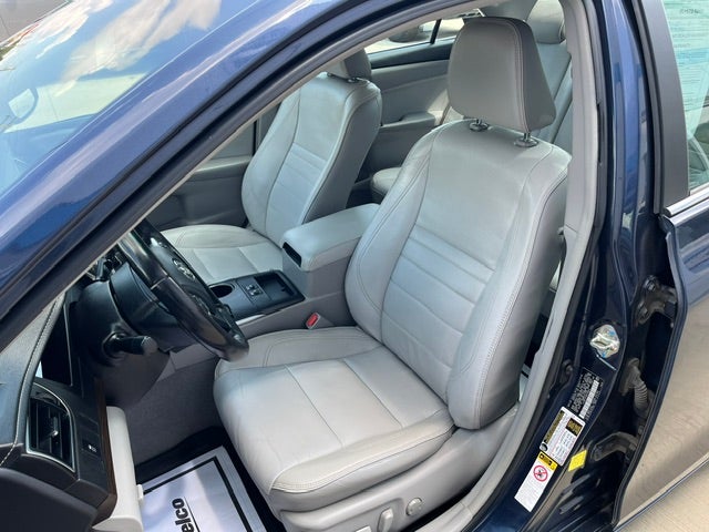 2017 Toyota Camry XLE