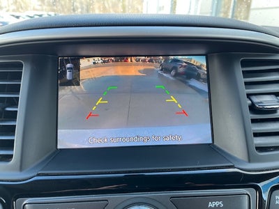 2018 Nissan Pathfinder SV