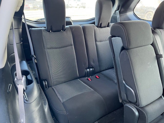 2018 Nissan Pathfinder SV