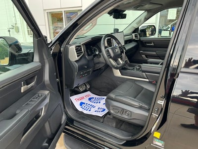 2022 Toyota Tundra 4WD SR5