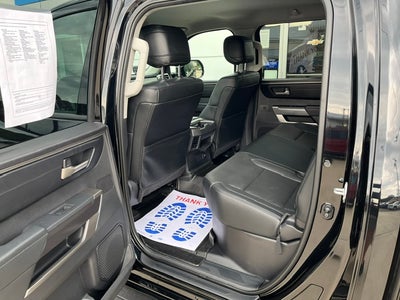 2022 Toyota Tundra 4WD SR5