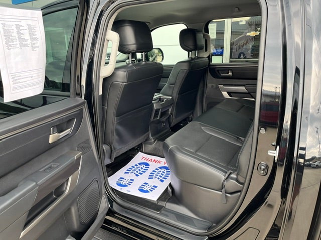 2022 Toyota Tundra 4WD SR5